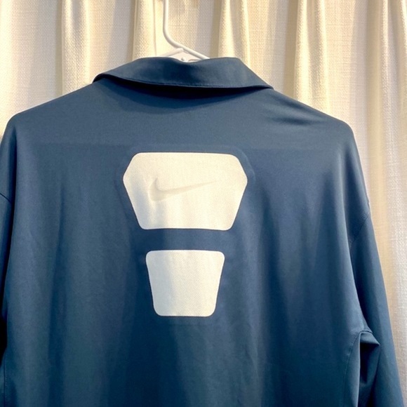 Nike Golf Fit Dry Gray & White Long Sleeve 1/4 Zip Polyester & Spandex Pullover - Picture 6 of 8